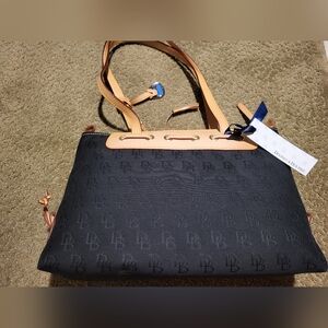 NWT Dooney & Bourke  Large Tassel Zip Top Signature Black Purse